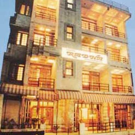 Hotel Radhe Continental Nainital Kültér fotó