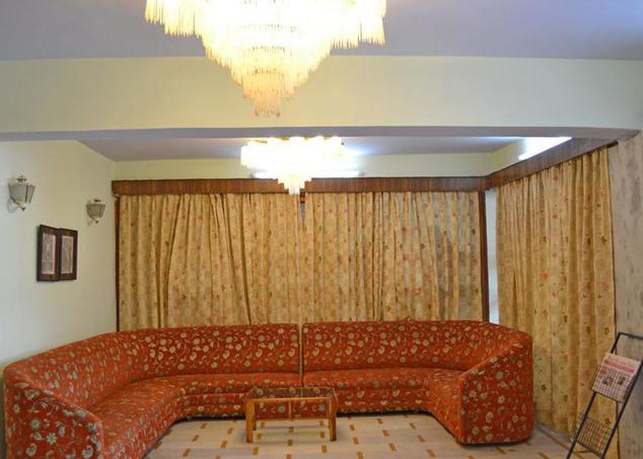 Hotel Radhe Continental Nainital Kültér fotó