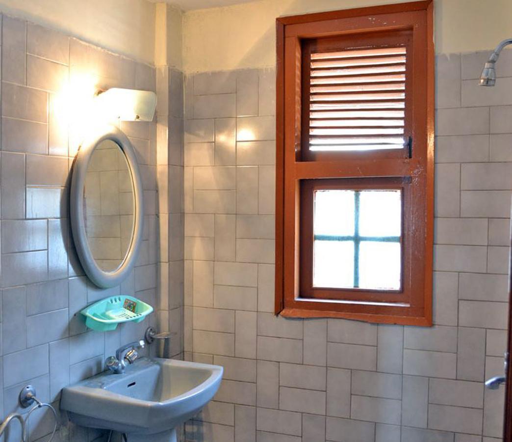 Hotel Radhe Continental Nainital Kültér fotó